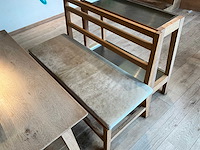 Hutten - restauranttafel met bank en 2 krukken - afbeelding 5 van  7