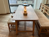 Hutten - restauranttafel met bank en 3 krukken - afbeelding 5 van  8