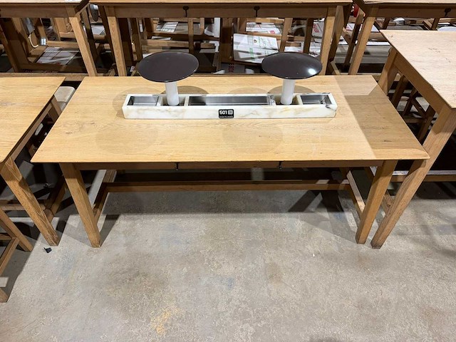 Hutten - restauranttafel met marmeren opbouw en verlichting - afbeelding 2 van  5