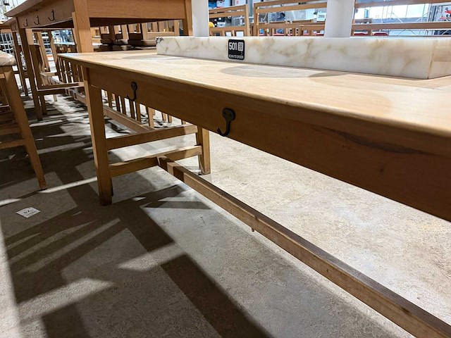 Hutten - restauranttafel met marmeren opbouw en verlichting - afbeelding 4 van  5