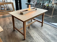 Hutten - restauranttafel met marmeren opbouw en verlichting - afbeelding 1 van  5