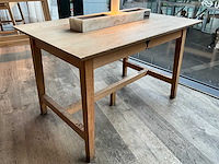 Hutten - restauranttafel met marmeren opbouw en verlichting - afbeelding 5 van  5