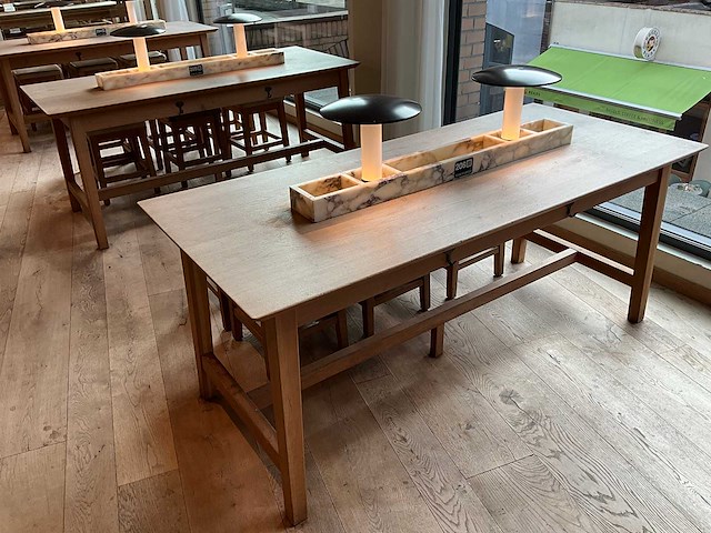 Hutten - restauranttafel met marmeren opbouw & verlichting (2x) - afbeelding 1 van  6