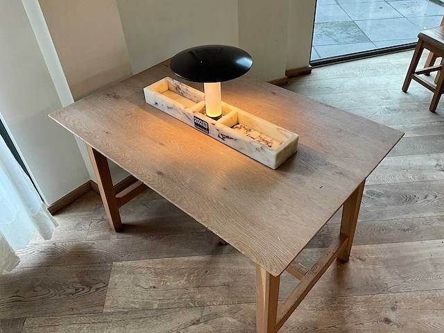 Hutten - restauranttafel met marmeren opbouw & verlichting - afbeelding 3 van  4