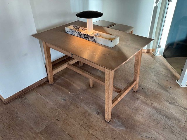 Hutten - restauranttafel met marmeren opbouw & verlichting - afbeelding 1 van  4