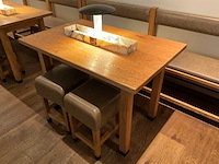 Hutten - set van halfhoge tafels (2x), banken (2x) & krukken (5x) - afbeelding 10 van  10