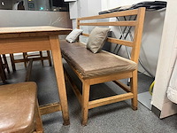 Hutten - tafel met bank en 5 krukken - afbeelding 5 van  7