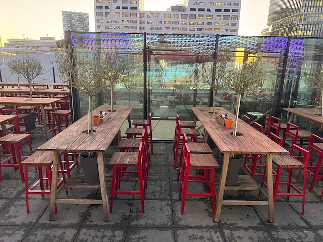 Hutten - terras barkruk met rugleuning (8x) - afbeelding 1 van  4