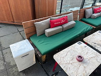 Hutten - terrasbank met kussens - afbeelding 1 van  4