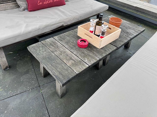 Hutten - terrasset 2 banken met 1 houten tafel - afbeelding 5 van  5