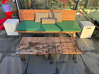 Hutten - terrasset bank met 2 tafels - afbeelding 2 van  4
