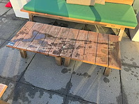 Hutten - terrasset bank met 2 tafels - afbeelding 3 van  4