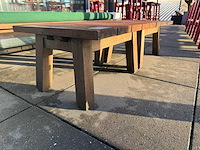 Hutten - terrasset bank met 2 tafels - afbeelding 6 van  7