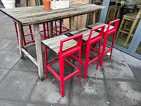 Hutten - terrasset bartafel met planten en 6 krukken - afbeelding 6 van  7