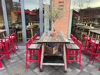 Hutten - terrasset bartafel met planten en 6 krukken - afbeelding 2 van  8