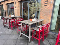 Hutten - terrasset bartafel met planten en 6 krukken - afbeelding 3 van  8