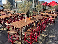 Hutten - terrasset bartafel met planten en 8 krukken - afbeelding 1 van  13