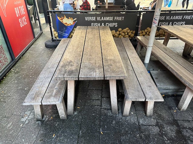 Hutten - terrasset houten tafel met 2 banken - afbeelding 2 van  4
