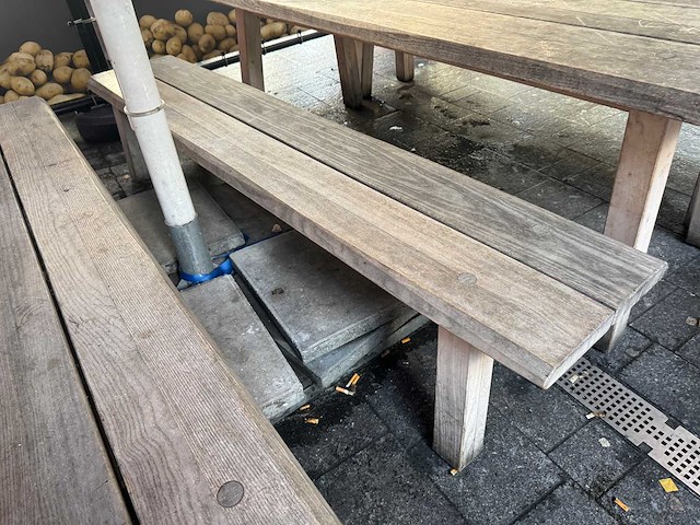 Hutten - terrasset houten tafel met 2 banken - afbeelding 5 van  6