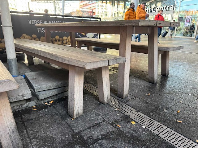 Hutten - terrasset houten tafel met 2 banken - afbeelding 6 van  6