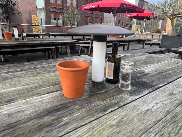 Hutten - terrastafel met verlichting - afbeelding 6 van  7