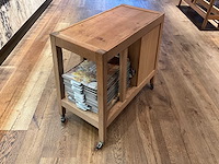 Hutten - verrijdbaar houten servicemeubel - afbeelding 1 van  4