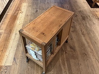 Hutten - verrijdbaar houten servicemeubel - afbeelding 3 van  4