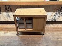 Hutten - verrijdbaar houten servicemeubel - afbeelding 2 van  4