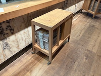 Hutten - verrijdbaar houten servicemeubel - afbeelding 4 van  4