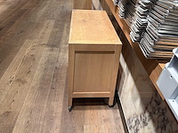 Hutten - verrijdbaar houten servicemeubel - afbeelding 4 van  4