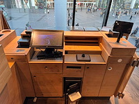 Hutten - welkomstbalie met kassasysteem - afbeelding 13 van  16