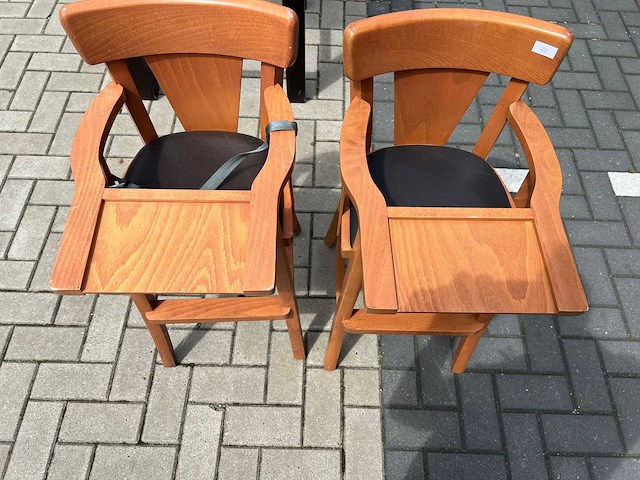 Hutten kinderzitje hout (2x) - afbeelding 1 van  2