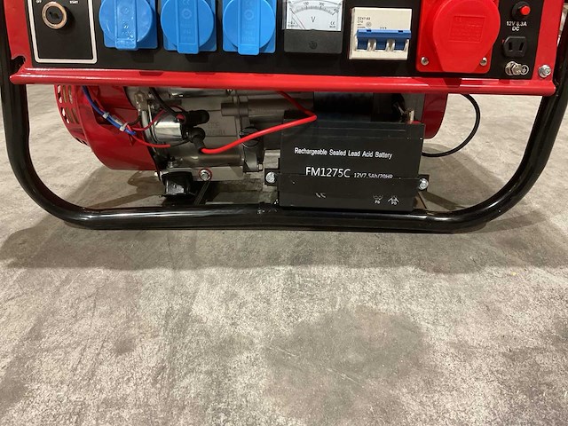 Huttenberg h8500w met accu 191548 stroomgenerator - afbeelding 7 van  10