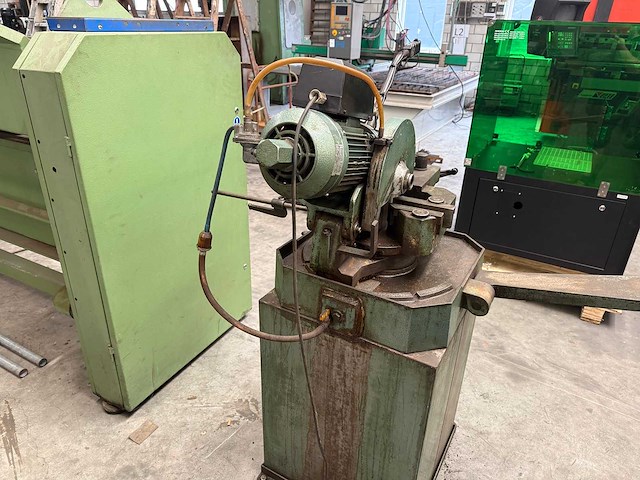 Huvema - 1993 - hu 315 d.v - afkortcirkelzaagmachine - afbeelding 6 van  7