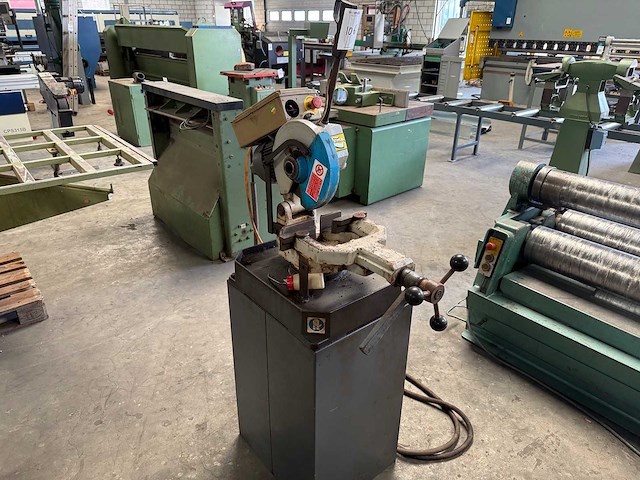 Huvema - 2006 - hu 250 dv - cirkelzaagmachine metaal - afbeelding 1 van  5