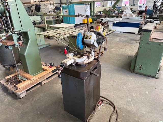 Huvema - 2006 - hu 250 dv - cirkelzaagmachine metaal - afbeelding 2 van  5