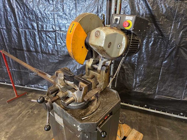 Huvema - hu - afkortcirkelzaagmachine - afbeelding 3 van  9