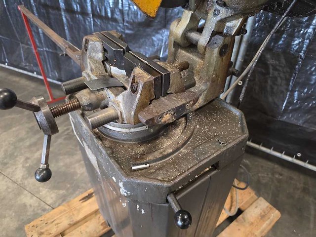 Huvema - hu - afkortcirkelzaagmachine - afbeelding 4 van  9