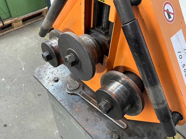 Huvema - mip 30 - profile bending machine - 2004 - afbeelding 4 van  7