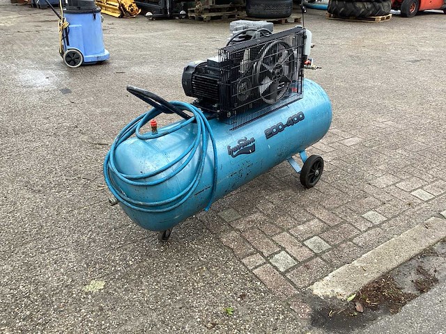 Huvema 200-400 zuigercompressor - afbeelding 3 van  8