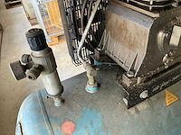 Huvema ab-300-650 zuigercompressor - afbeelding 2 van  6