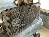 Huvema ab-300-650 zuigercompressor - afbeelding 4 van  6