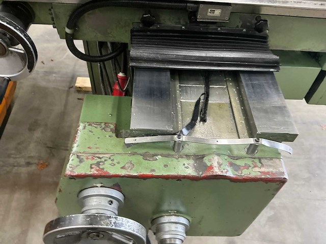 Huvema first lc 205vhd freesmachine - afbeelding 9 van  20