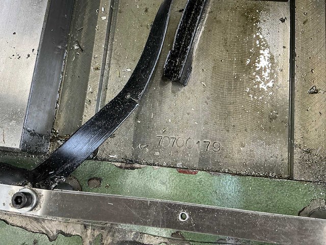 Huvema first lc 205vhd freesmachine - afbeelding 10 van  20