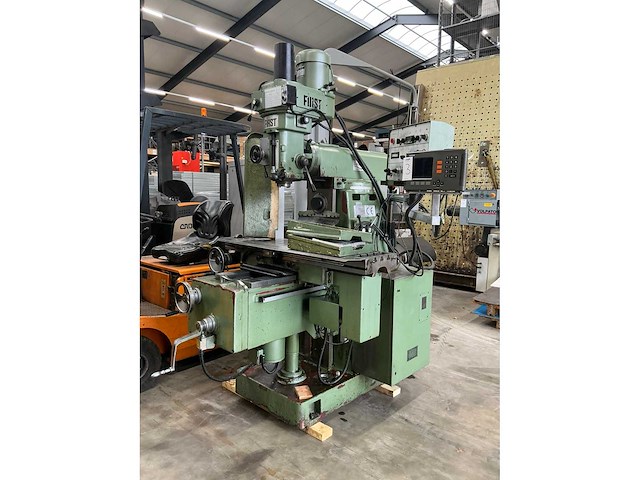 Huvema first lc 205vhd freesmachine - afbeelding 15 van  20