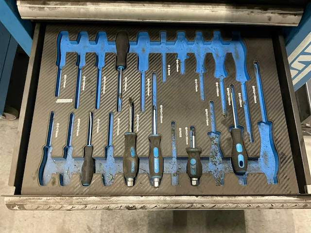 Huvema gereedschapswagen met inhoud - afbeelding 8 van  10