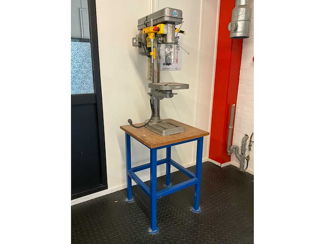 Huvema hu-16 profi kolomboormachine op onderstel - afbeelding 2 van  8