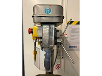 Huvema hu-16 profi kolomboormachine op onderstel - afbeelding 4 van  8