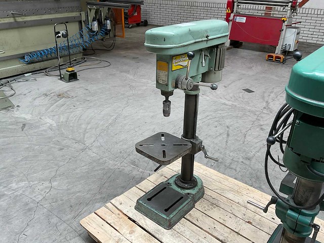 Huvema hu-16b tafelboormachine - afbeelding 1 van  7