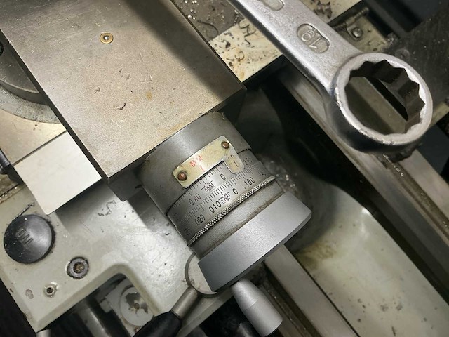 Huvema hu 360 vac x 1000 universele draaibank - afbeelding 11 van  24